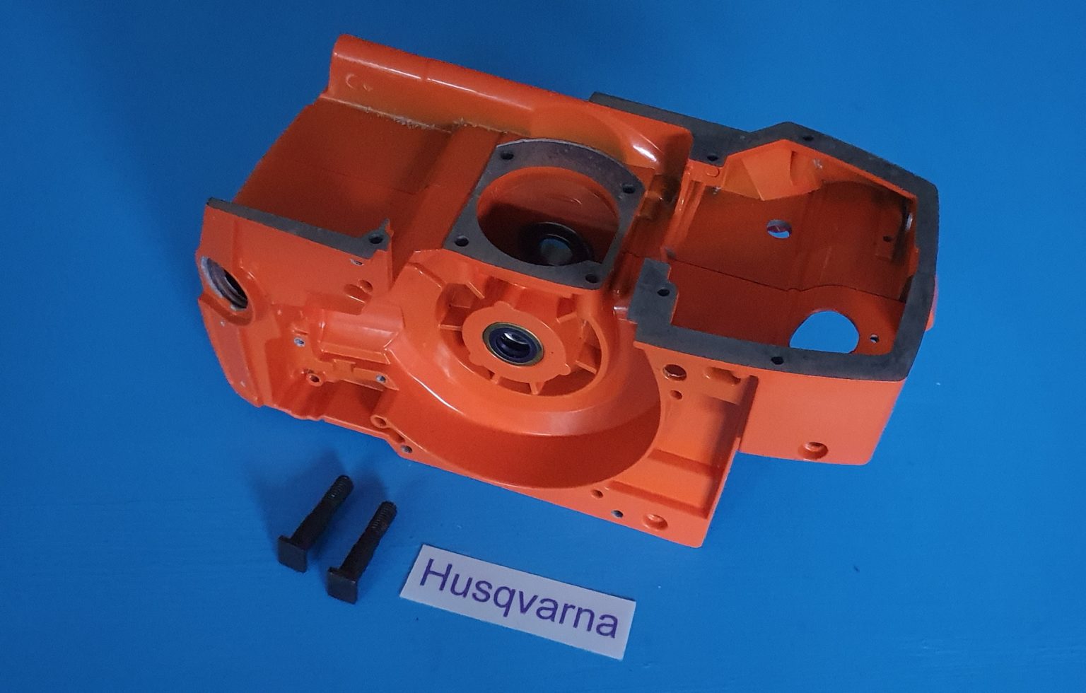 HUSQVARNA Crankcase Set 268 272 Chainsaw Parts World