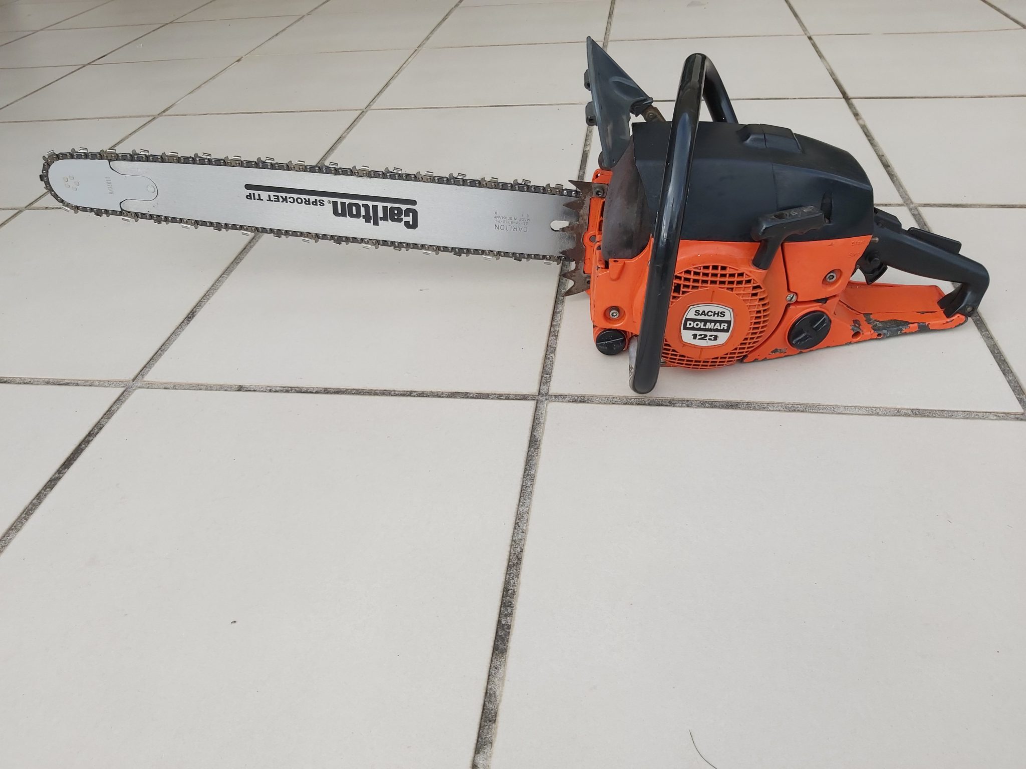 DOLMAR 123 with 26 inch bar *70cc of Grunt* Chainsaw Parts World