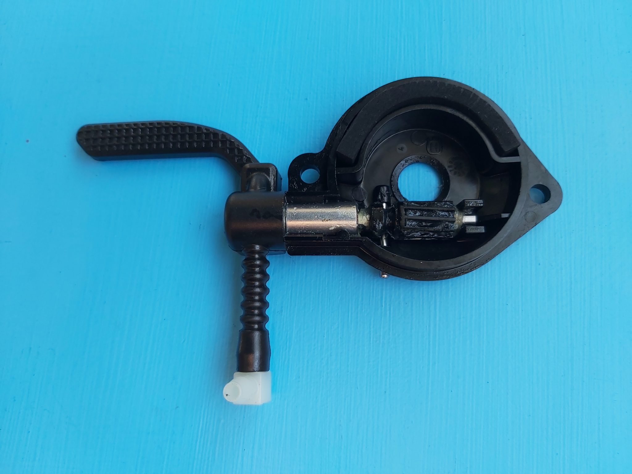 Husqvarna 455, 460 Oil Pump * GENUINE * Chainsaw Parts World