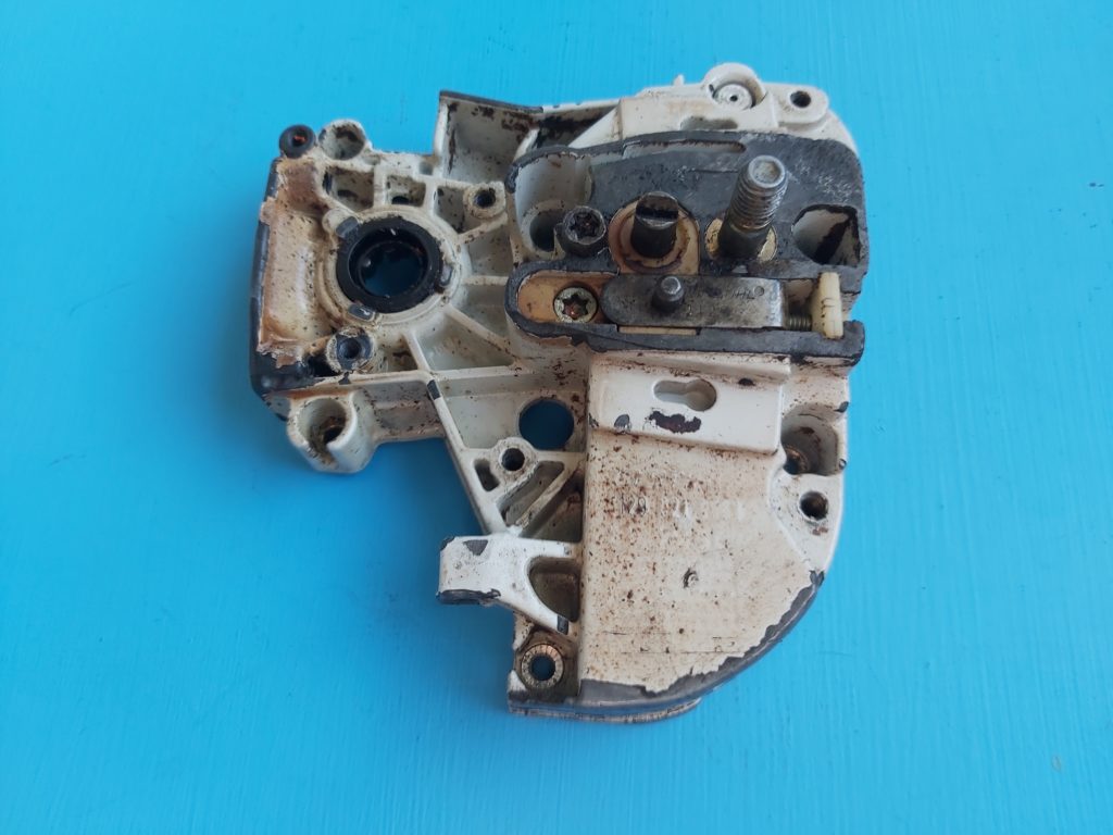 STIHL MS200T Crankcase half - Chainsaw Parts World