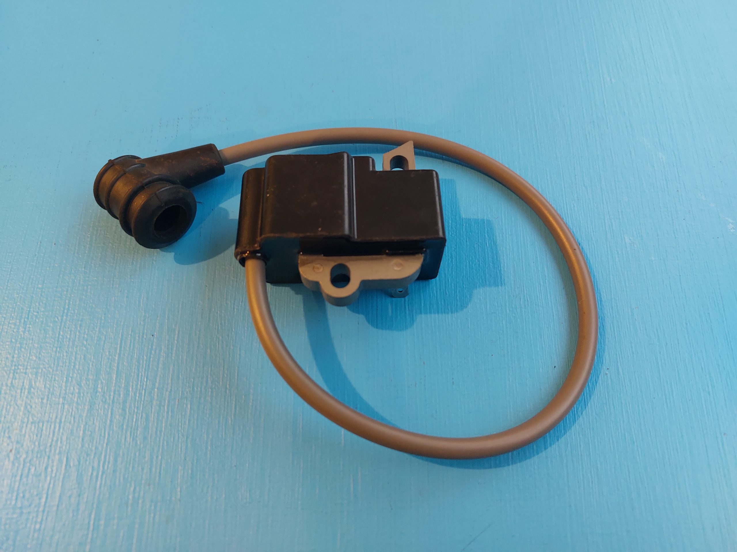 thumbnail interactive-video image 1 of Ignition Coil For Stihl 020, 020T, MS200, MS200T, MS 200T, 200 – Farmertec 1 of 5