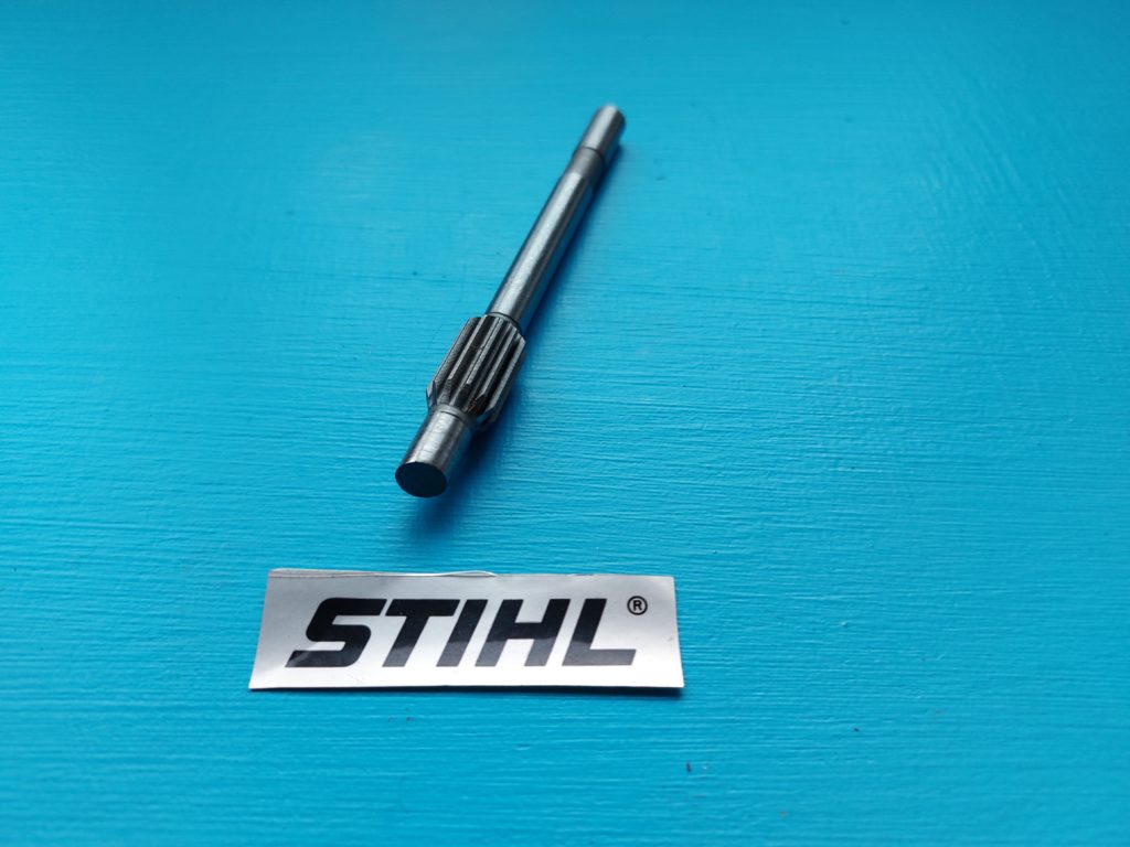 STIHL 051, 076 Oil Pump Shaft - Chainsaw Parts World