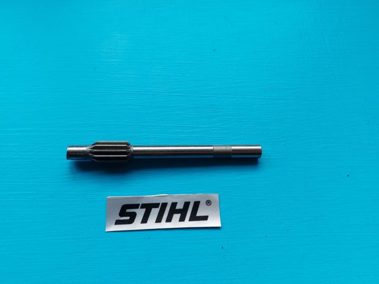 STIHL 051, 076 Oil Pump Shaft - Chainsaw Parts World