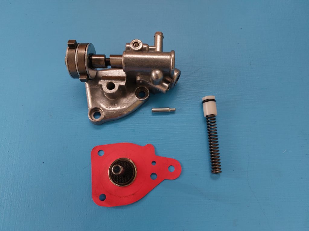 STIHL 070, 090 Oil Pump Assembly Chainsaw Parts World