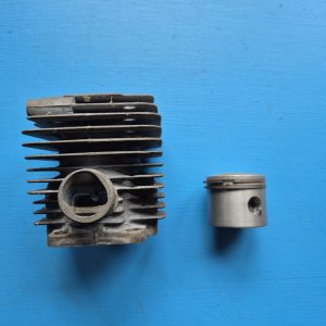 Stihl 020AV Cylinder Kit *Genuine Part* 40mm